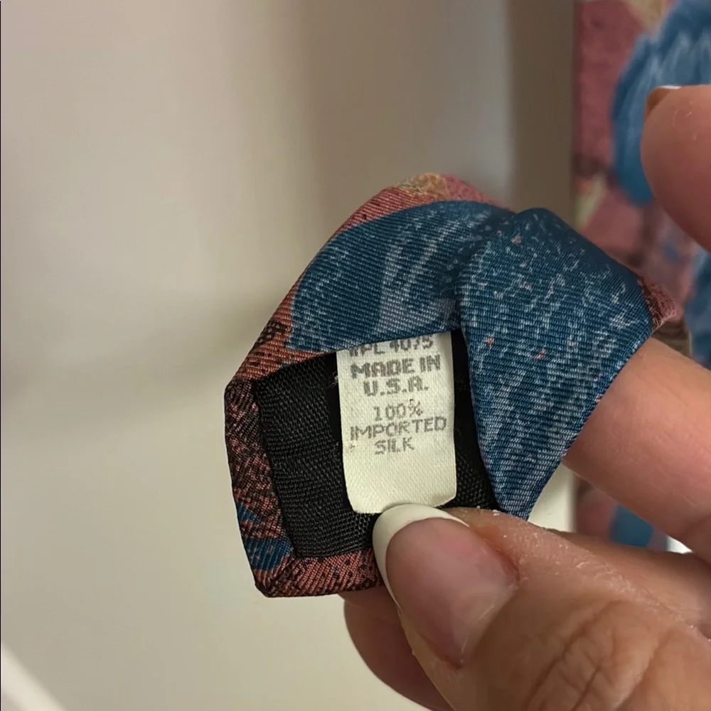 NWOT Vintage Oscar de la Renta Brown and Blue Paisley Tie
